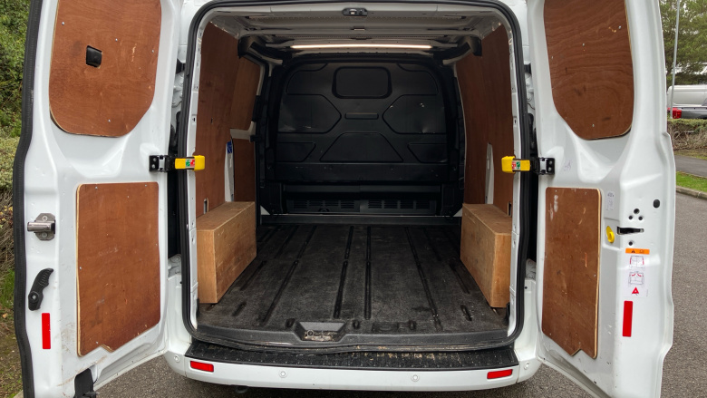 Ford Transit Custom 300 L1 Diesel Fwd 2.0 EcoBlue 130ps Low Roof Limited Van